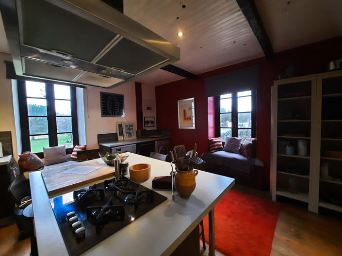 Image No.5-5 Bed House for sale