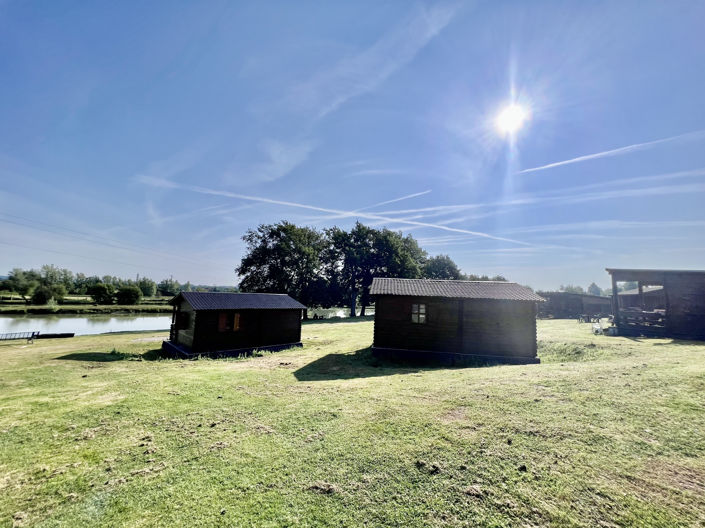 Image No.2-11 Bed Chalet for sale