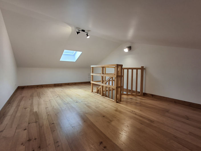 Image No.10-4 Bed House for sale