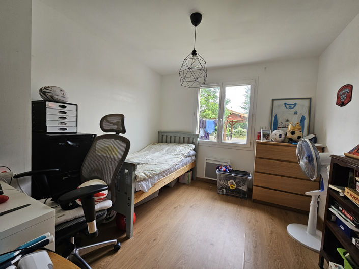 Image No.15-4 Bed House for sale