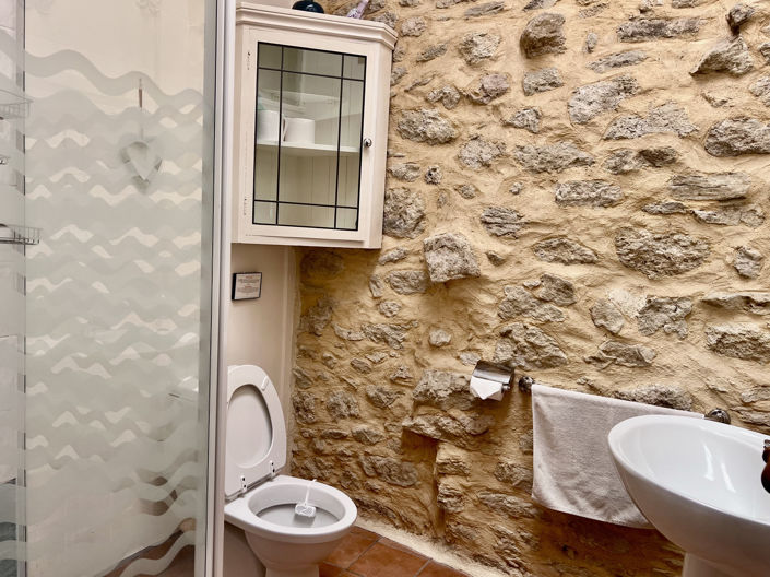 Image No.12-15 Bed Property for sale