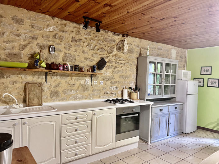 Image No.7-15 Bed Property for sale