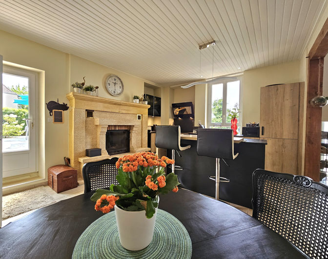 Image No.3-4 Bed House for sale