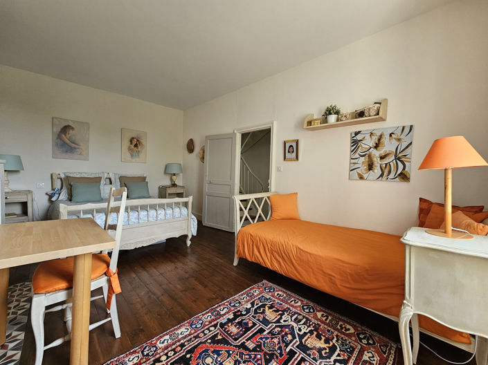 Image No.4-4 Bed House for sale