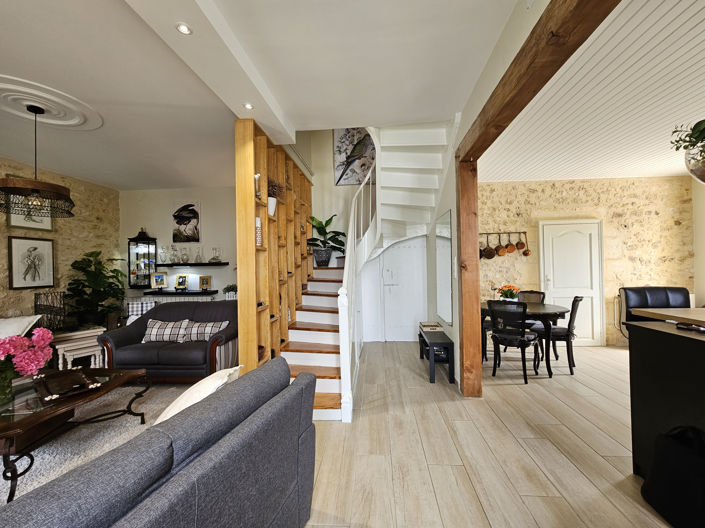 Image No.6-4 Bed House for sale