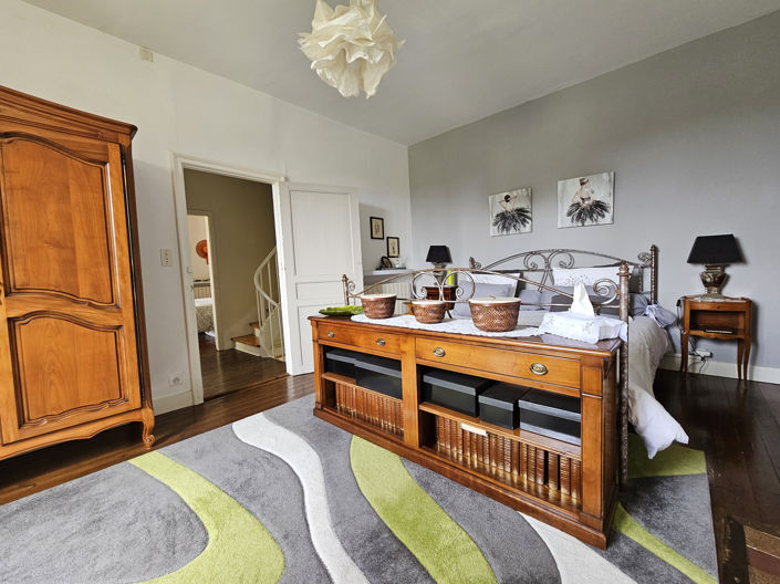 Image No.7-4 Bed House for sale