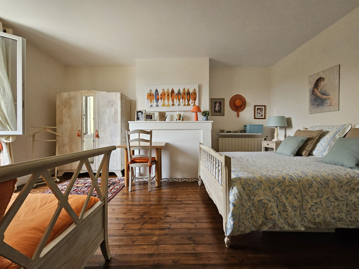 Image No.9-4 Bed House for sale