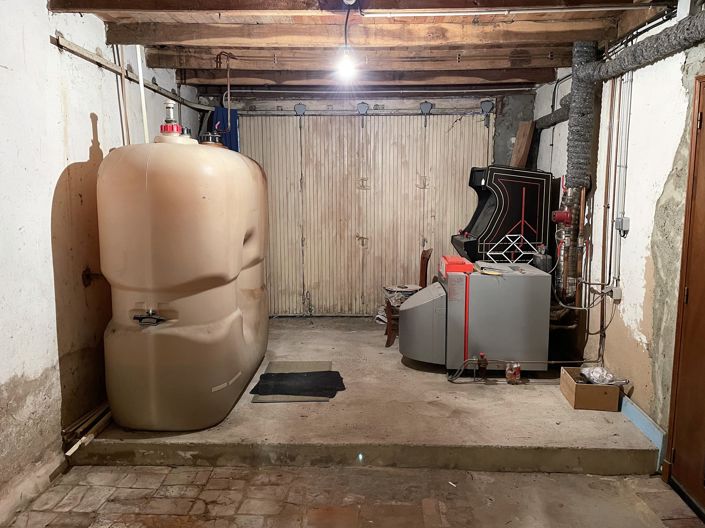 Image No.13-2 Bed House for sale