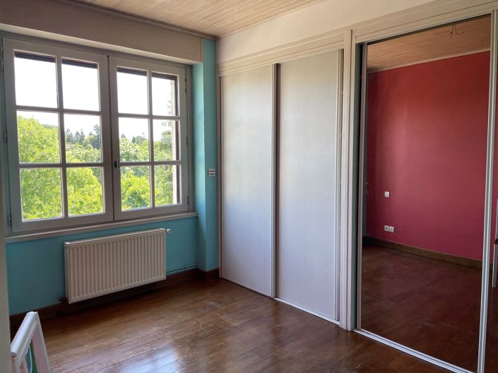 Image No.8-2 Bed House for sale