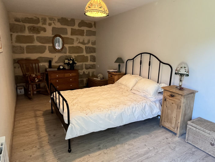 Image No.12-4 Bed House for sale