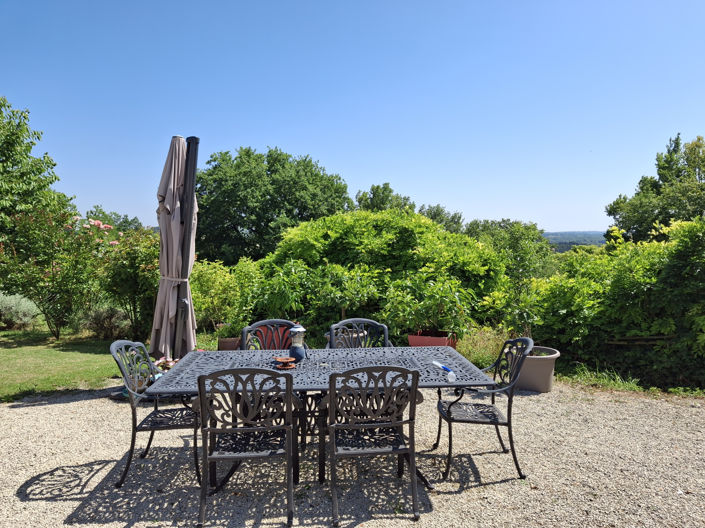 Image No.2-4 Bed House for sale