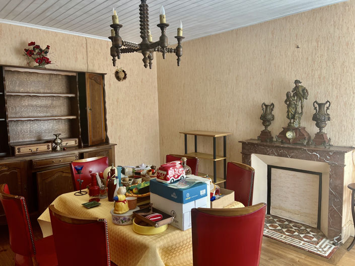 Image No.2-4 Bed House for sale