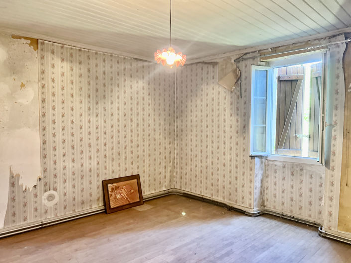 Image No.6-4 Bed Property for sale