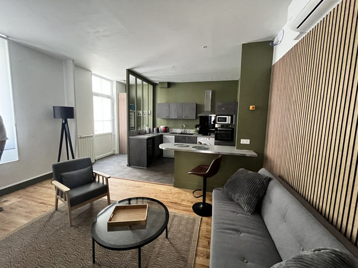 Image No.2-5 Bed Property for sale