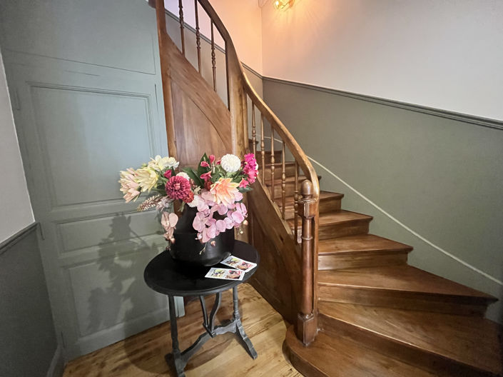 Image No.5-5 Bed Property for sale