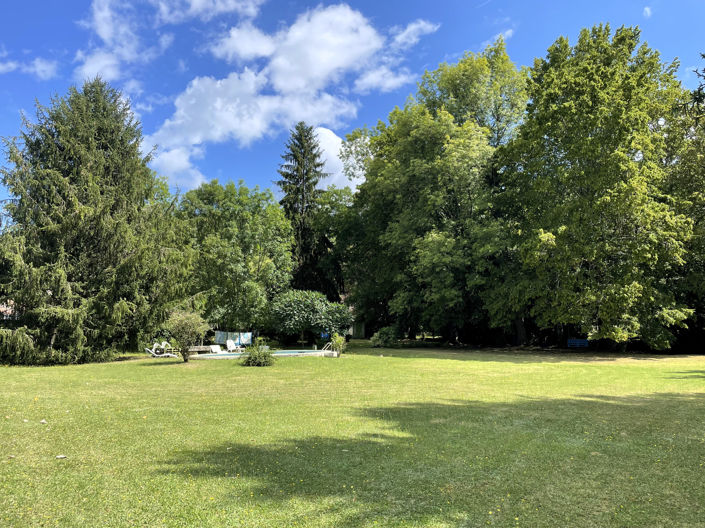 Image No.2-4 Bed House for sale