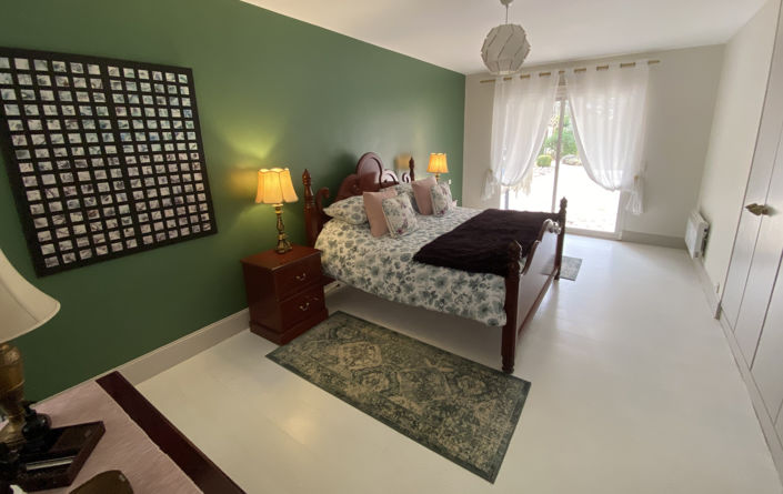 Image No.12-5 Bed House for sale