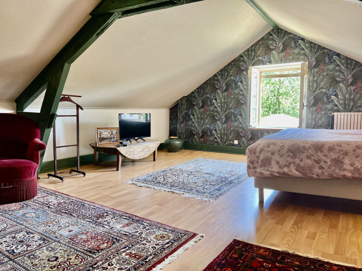 Image No.17-4 Bed Property for sale