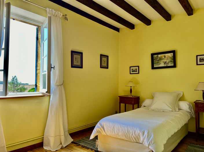 Image No.18-4 Bed Property for sale