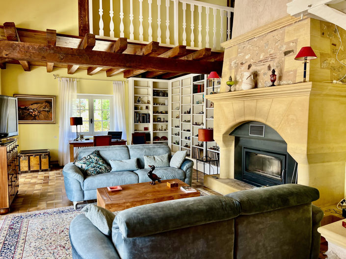 Image No.9-4 Bed Property for sale