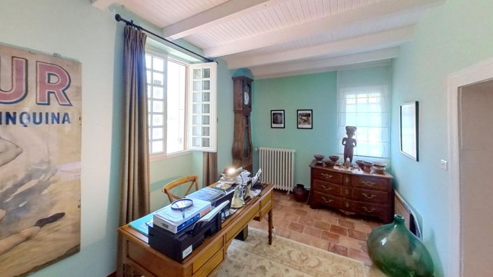 Image No.10-4 Bed House for sale