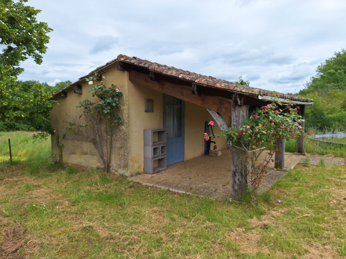 Image No.2-4 Bed House for sale