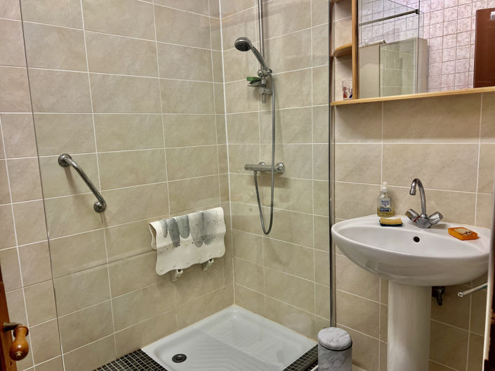 Image No.5-House for sale