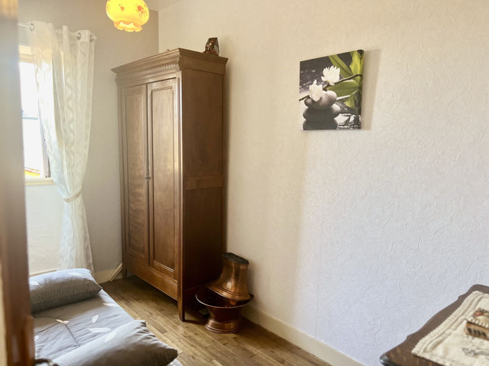 Image No.8-House for sale