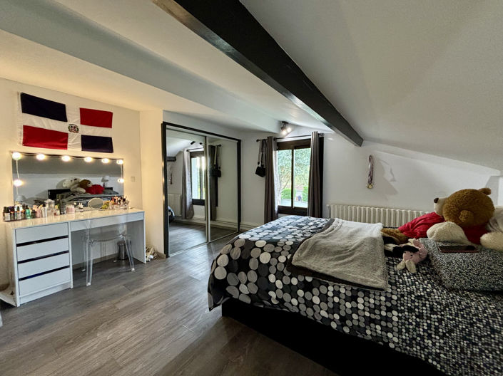 Image No.11-5 Bed House for sale