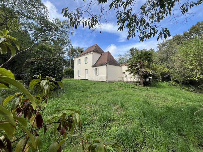 Image No.1-3 Bed House for sale