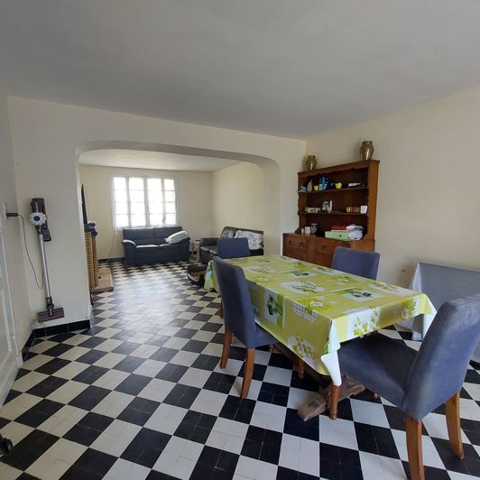 Image No.4-4 Bed House for sale