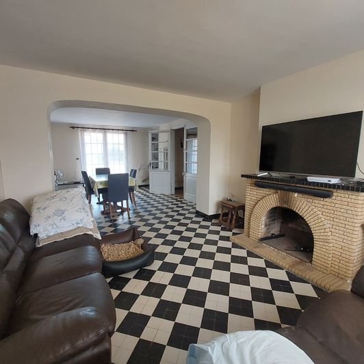 Image No.5-4 Bed House for sale