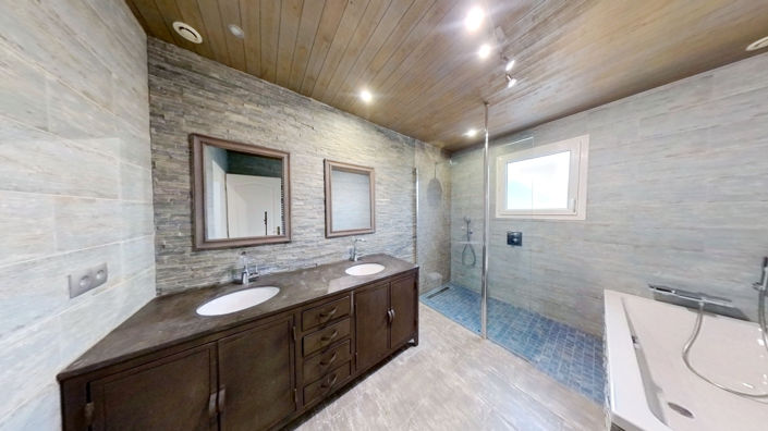 Image No.5-5 Bed House for sale