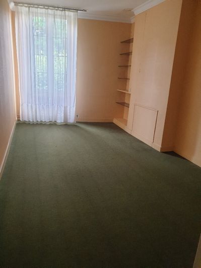 Image No.16-3 Bed House for sale