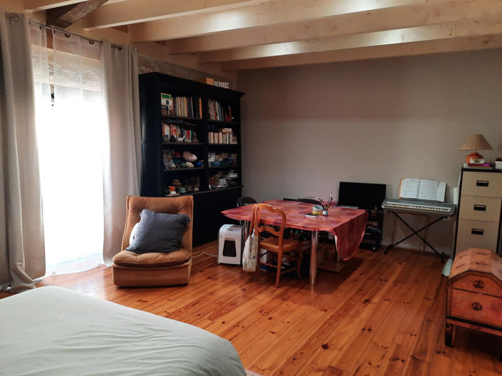 Image No.13-2 Bed House for sale