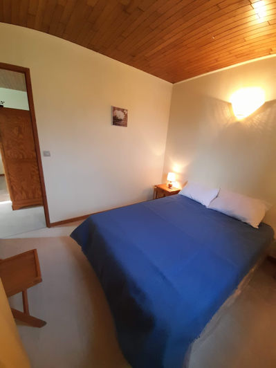 Image No.9-21 Bed Cottage for sale