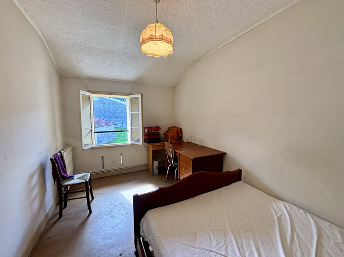 Image No.16-4 Bed Property for sale