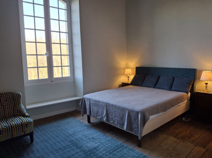 Image No.11-3 Bed House for sale