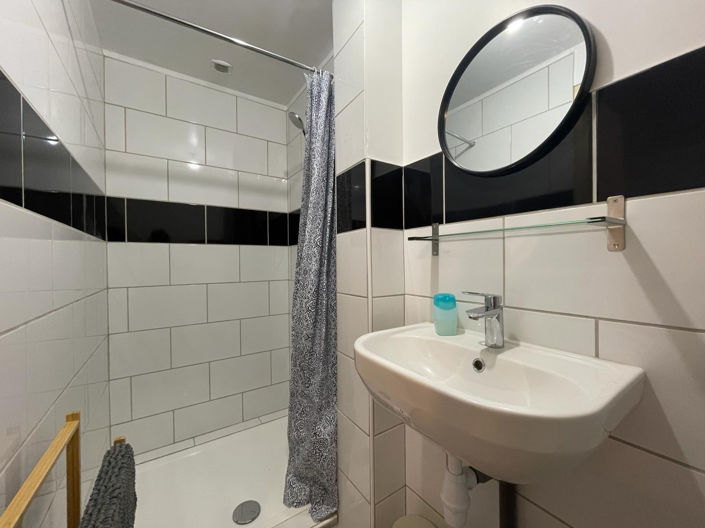 Image No.15-House for sale