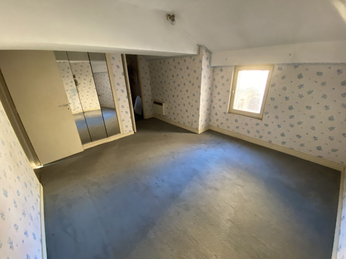 Image No.14-2 Bed House for sale