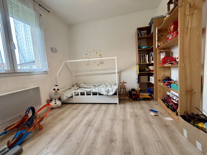 Image No.10-4 Bed House for sale