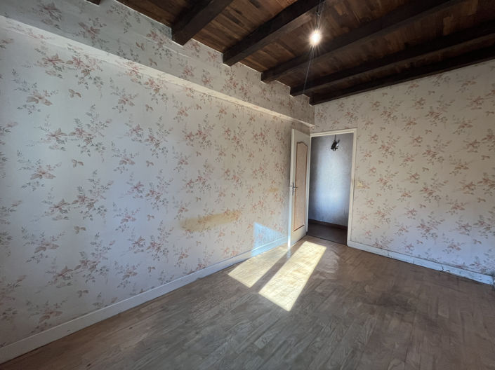 Image No.11-2 Bed House for sale