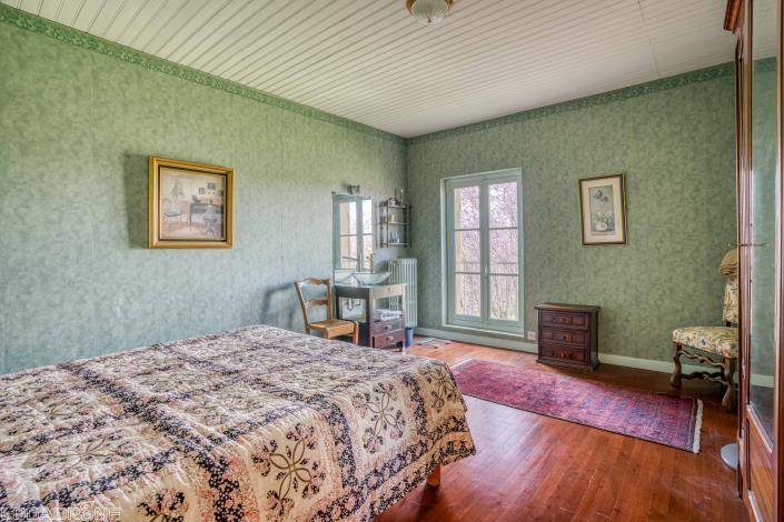 Image No.12-6 Bed Mansion for sale