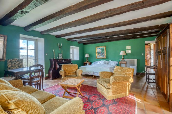 Image No.17-6 Bed Mansion for sale