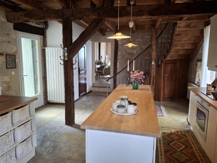 Image No.8-4 Bed Village House for sale