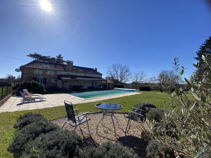 Image No.10-4 Bed Farmhouse for sale