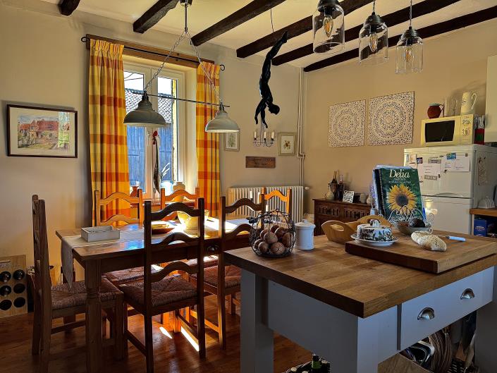 Image No.13-4 Bed Farmhouse for sale