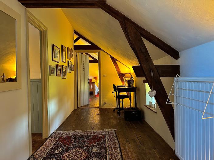 Image No.14-4 Bed Farmhouse for sale