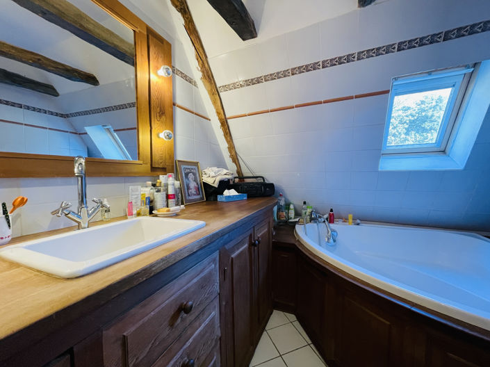 Image No.14-3 Bed House for sale