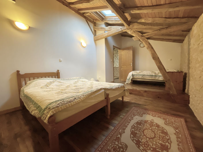 Image No.13-4 Bed House for sale